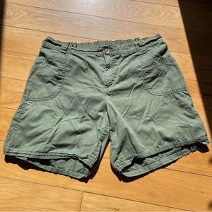 Women’s White Stag Trendy Green Cargo Shorts